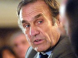 reutemann archivo sus aspiraciones presidenciales reutemann archivo sus aspiraciones presidenciales