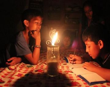 El gobierno incentiva el ahorro para reducir los cortes de luz