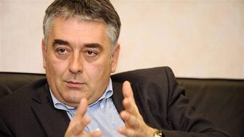 quizas hitler no mato suficientes gitanos, dijo un diputado frances quizas hitler no mato suficientes gitanos, dijo un diputado frances