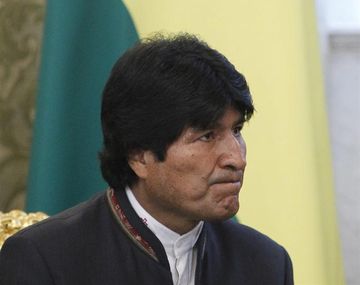 Prohíben aterrizaje a Evo por creer que llevaba a topo de la CIA