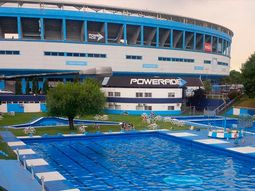 Está grave un joven tras ahogarse en una pileta de Racing