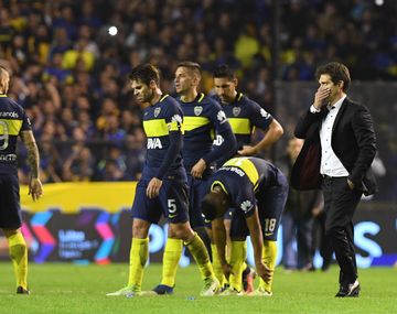 La desazón de los jugadores del Xeneize tras la dura derrota