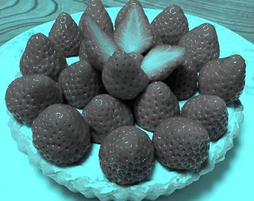 Las frutillas que muchos ven rojas pero que no lo son