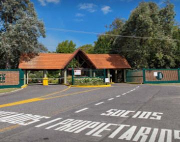 Luján: delincuentes armados maniataron y le robaron a una familia en un barrio privado