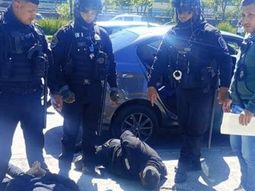 detuvieron por robo a padre y tio de un jugador de racing en la previa a la semifinal detuvieron por robo a padre y tio de un jugador de racing en la previa a la semifinal