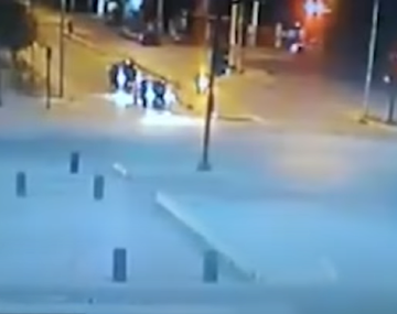 Terrible accidente en Neuquén: un chico en skate fue atropellado por un auto