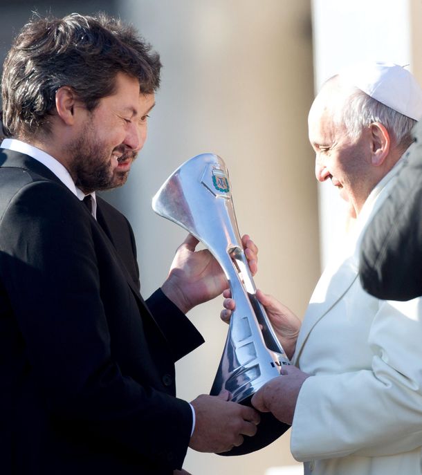 El Papa recibió a Marcelo Tinelli y al plantel de San Lorenzo campeón en el Vaticano