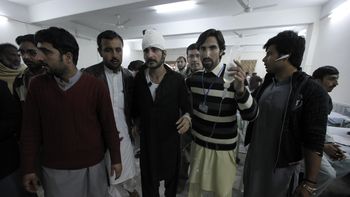 masacre en pakistan: al menos 25 muertos en un ataque a una universidad masacre en pakistan: al menos 25 muertos en un ataque a una universidad