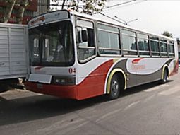 robo un colectivo, choco y fue detenido cuando huia robo un colectivo, choco y fue detenido cuando huia