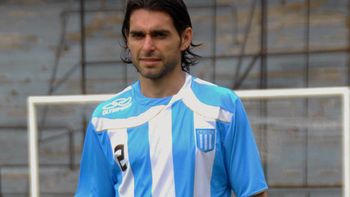 ¿por que racing echo a roberto ayala? ¿por que racing echo a roberto ayala?