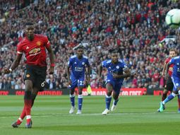 Una estrella de la Premier League fue acusado de drogar y violar a una modelo