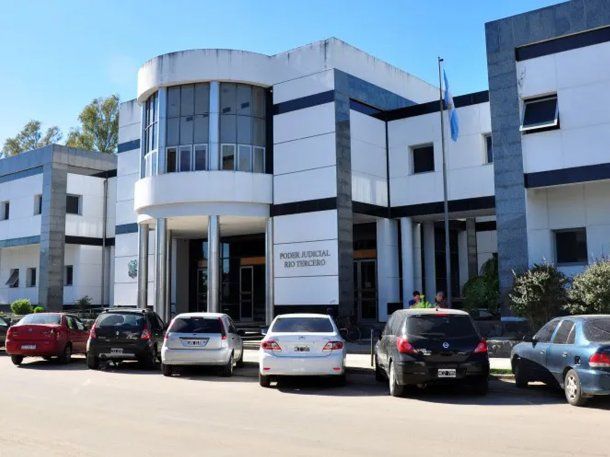 Córdoba: condenaron a un hombre que abusó de su hijastra durante 30 años