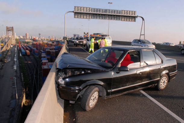 Choque_Autopista telam