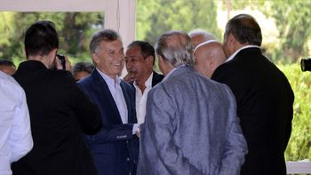Macri recibió a la cúpula de la CGT, tras la ley de Ganancias Macri recibió a la cúpula de la CGT, tras la ley de Ganancias