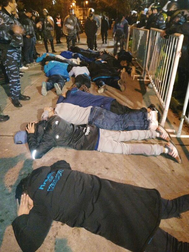 Detuvieron a 80 barrabravas de Racing tras el partido ante Sarmiento de Chaco