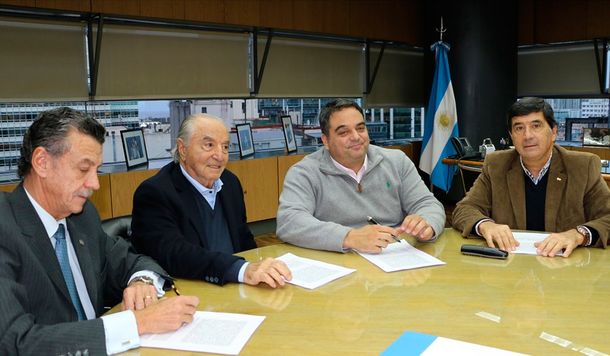 Comercio logró la primera adecuación de la paritaria: acordó un 10% extra