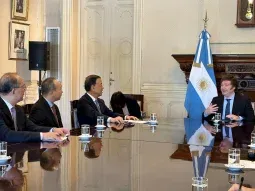 Milei le solicitó a Xi Jinping la renovación del swap con China