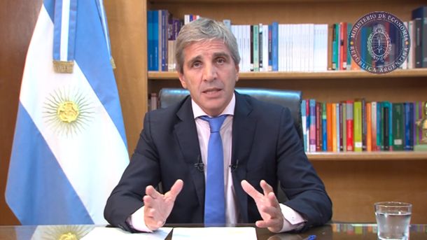 Una por una, las medidas económicas que anunció Luis Caputo