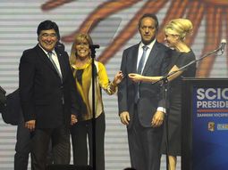 scioli prometio elevar a 30 mil pesos netos el minimo no imponible de ganancias scioli prometio elevar a 30 mil pesos netos el minimo no imponible de ganancias