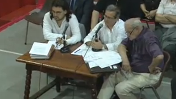 papelon en el rojo: aprobaron el balance en un escandalo papelon en el rojo: aprobaron el balance en un escandalo