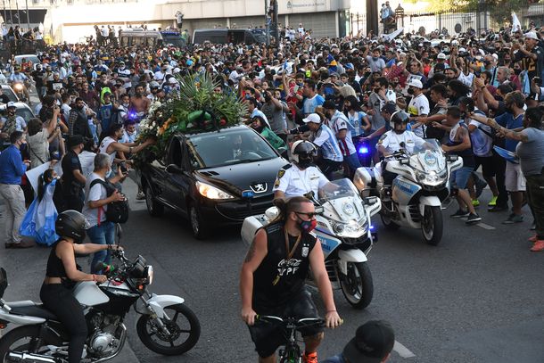 Fernán Quirós, sobre el velatorio de Maradona: Lo que vimos no fue bueno