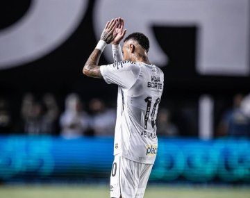 Escándalo con Neymar: Toma whisky