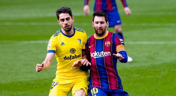 Récord de Messi y empate del Barcelona ante Cádiz