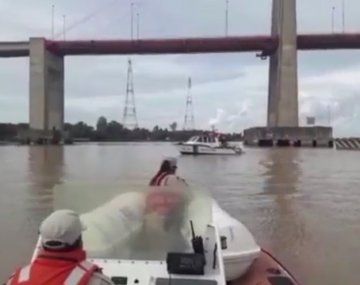 Zárate: buscan a dos hermanos que se habrían arrojado al río Paraná