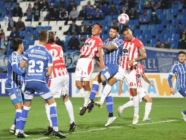 Instituto vs. Godoy Cruz por la Liga Profesional de Fútbol: horario, formaciones y TV