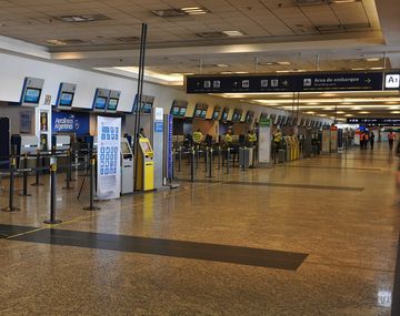 El hombre viajaba con su esposa desde Barcelona