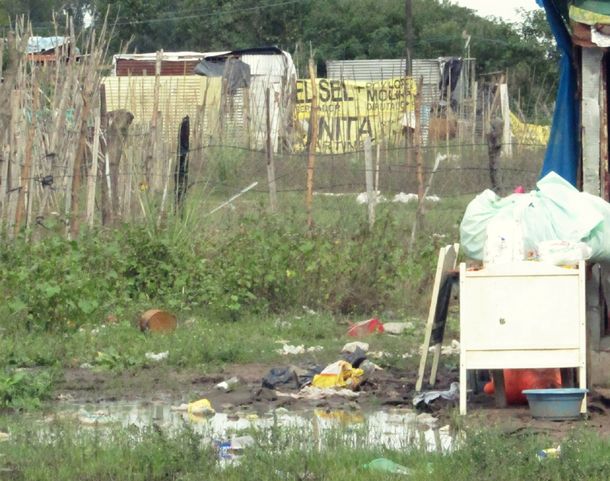 El costo de la corrupción en Chaco: se robaron millones y dicen que no hay dinero para 40 casitas