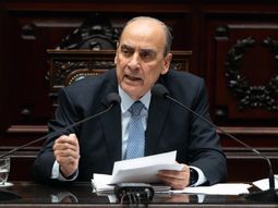 Guillermo Francos va al Senado.