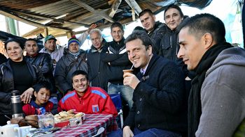 massa reclamo ocuparse en serio de los chicos para que no esten tirados en la calle massa reclamo ocuparse en serio de los chicos para que no esten tirados en la calle