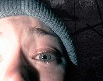 La recordada imagen de la estudiante frente a la cámara