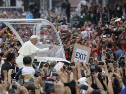 El Papa viajará a la Argentina en 2016