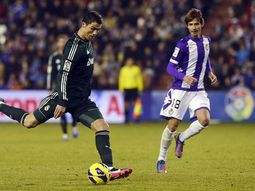 real madrid vencio al valladolid y sigue en la pelea real madrid vencio al valladolid y sigue en la pelea