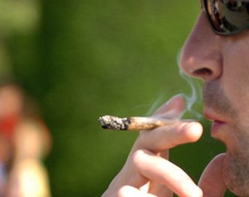 Marchan en Rosario para despenalizar el uso de la marihuana