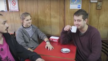 video: extranjeros crean una guia para sobrevivir en buenos aires video: extranjeros crean una guia para sobrevivir en buenos aires