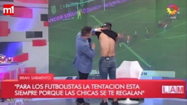 VIDEO: Brian Sarmiento mostró la bala que tiene alojada en el cuerpo