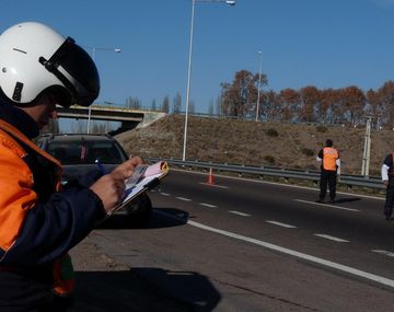 La Provincia sancionará a los padres de chicos que manejen sin registro