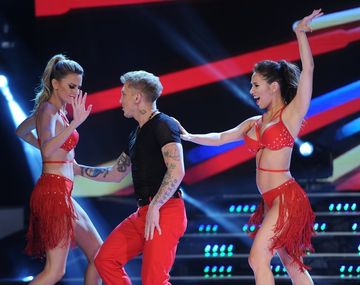 Melina Lezcano, sensual en Showmatch