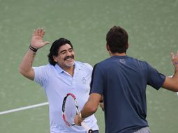 del potro se dio el lujo y jugo unos puntos con maradona del potro se dio el lujo y jugo unos puntos con maradona