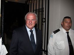 #niembrogate investigan al periodista por la compra de autos de alta gama #niembrogate investigan al periodista por la compra de autos de alta gama