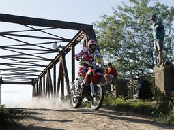 barreda bort se quedo con la segunda etapa del dakar en motos barreda bort se quedo con la segunda etapa del dakar en motos