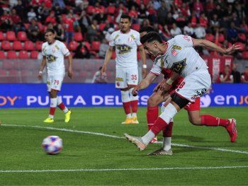 Fútbol libre por celular: cómo ver en vivo Barracas Central vs Newells