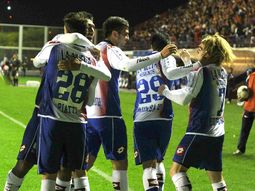 san lorenzo derroto a colon como local y volvio al triunfo san lorenzo derroto a colon como local y volvio al triunfo