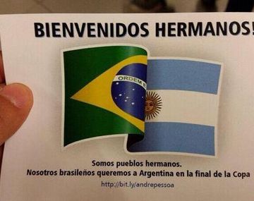 ¿Mufa? Mirá el panfleto que repartieron en la entrada al Arena Corinthians