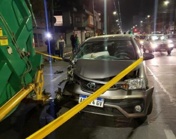 Le amputaron una pierna a un recolector de residuos atropellado por un auto