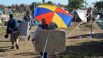 legisladores portenos opositores buscaran evitar el desalojo en lugano legisladores portenos opositores buscaran evitar el desalojo en lugano