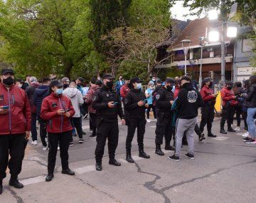 Eliminatorias: Un detenido con drogas y dos hinchas con derecho de admisión durante el partido de Argentina